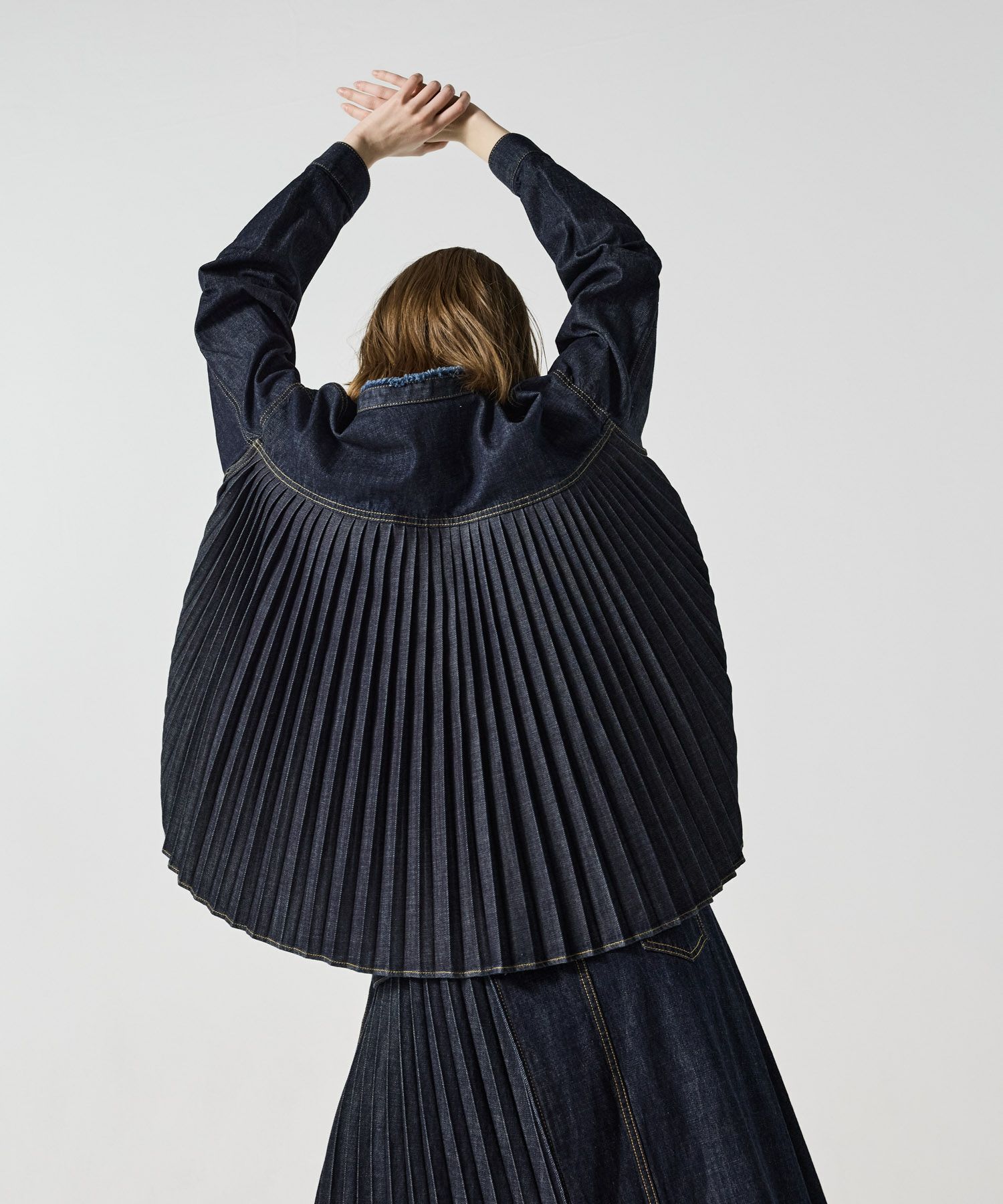 BACK PLEATS DENIM JACKET | JAPAN DENIM