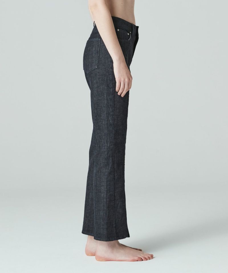 SLIT FLARE PANTS