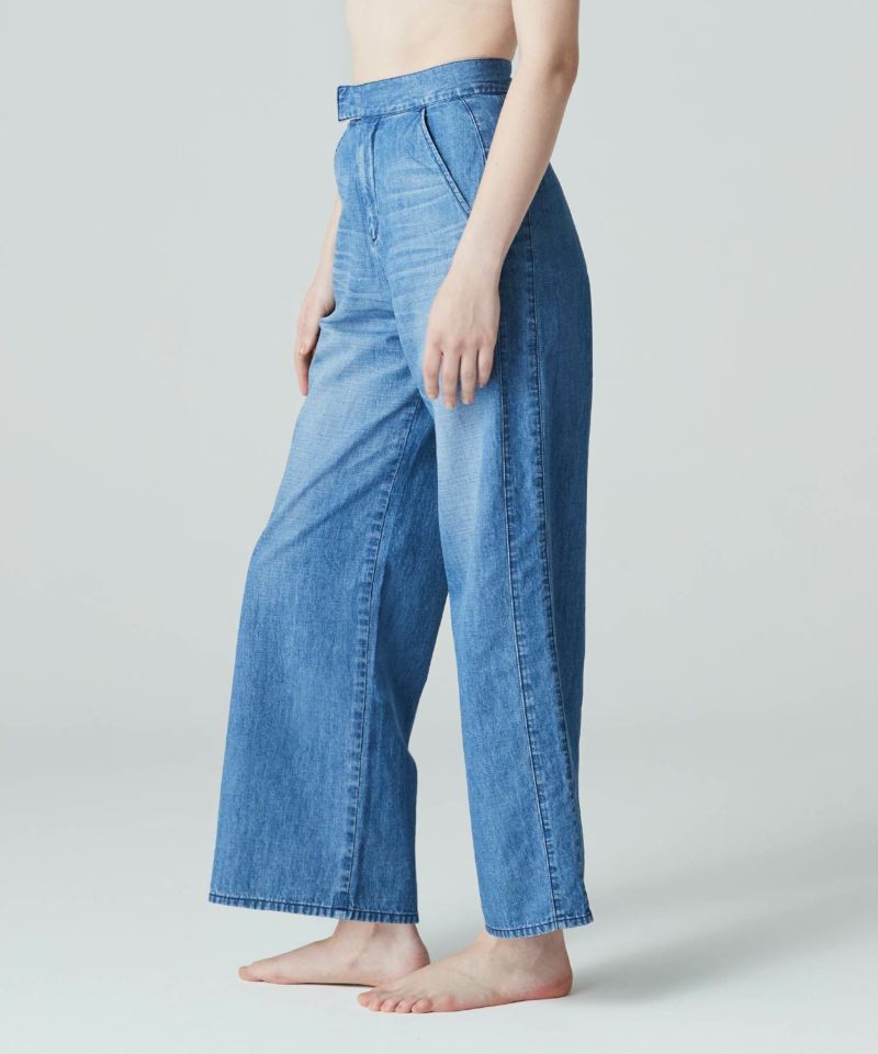 SIDE STRIPE WIDE PANTS